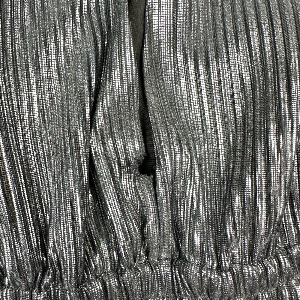 Lovers + Friends Mini Dress Womens S Silver Metallic Pleated V-Neck‎ Long Sleeve - Picture 9 of 9
